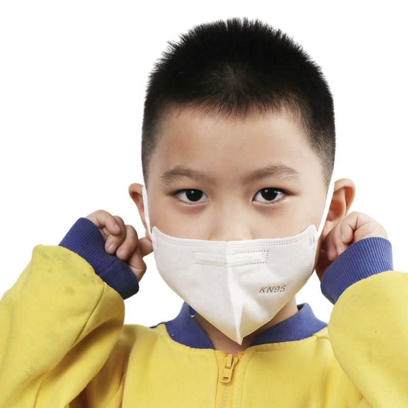 White  colour child protective mask (non-medical)